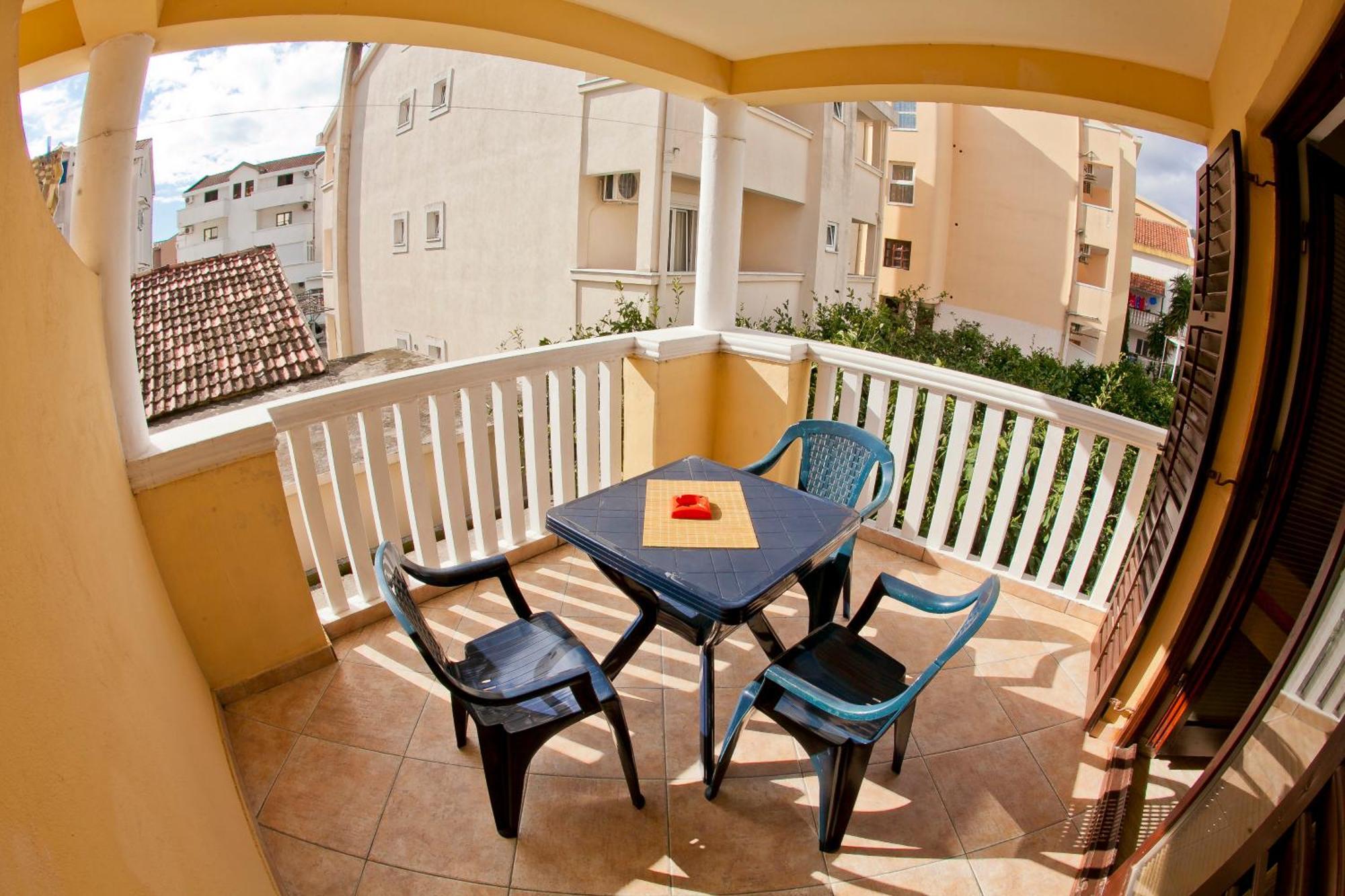 Apartament Angela *