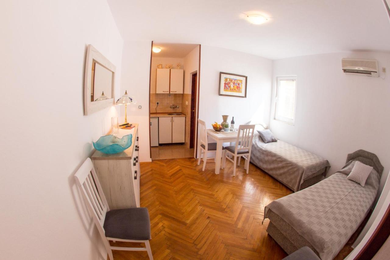 Apartament Angela Budva